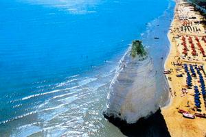 Spiaggia Pizzomunno 1/15 agosto