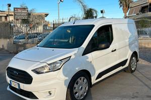 Ford Tourneo Courier 1.5 TDCI 100 CV Plus