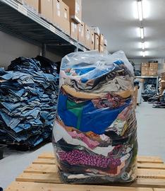 1€ AL KG ABBIGLIAMENTO VESTITI USATI