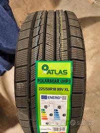 Pneumatici  invernali (4) 225/50 R18 99V