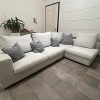 Divano angolare in tessuto