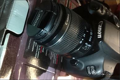Canon 1200D + Obbiettivo e accessori vari