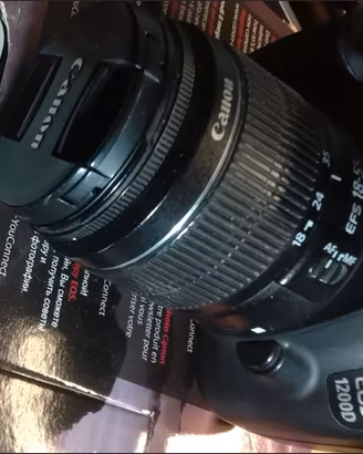 Canon 1200D + Obbiettivo e accessori vari
