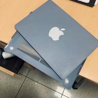 Custodia rigidida MacBook