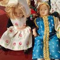 bambole del mondo di terracotta 