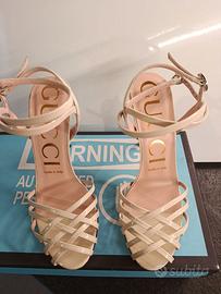 Scarpe Gucci pelle laccata n37