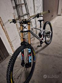 MONDRAKER SUMMUM CARBON RR TG. M