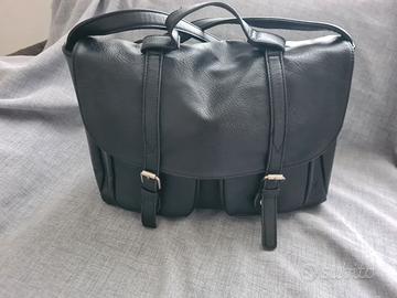 Borsa a mano/tracolla di similpelle stile cartella