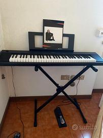 Pianola Yamaha Piaggero NP12