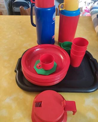 Oggetti da campeggio in plastica