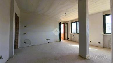 3 LOCALI A CIVITANOVA MARCHE