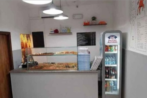 Pizzeria con posti a sedere