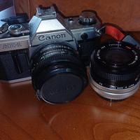 Canon AE-1 con obbiettivi e accessori