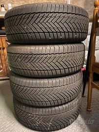 Pneumatici invernali Tourador Winter Pro TS1