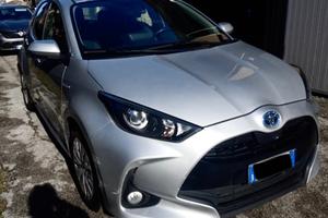 Toyota Yaris 1.5 Hybrid 5 porte Business