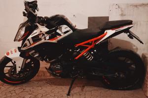 KTM 125 DUKE