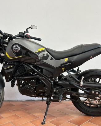 Benelli leoncino 250
