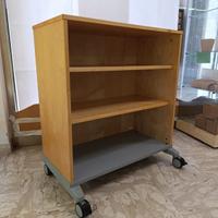 scaffale Ikea in legno frassino