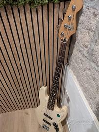 Fender Jazz Bass Standard