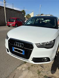 Audi A1 1.6 TDI  90 CV 2012