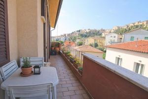 3 LOCALI A OSIMO