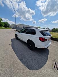 Bmw x5 (f15/85) - 2016