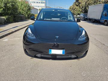 Tesla Model Y RWD 2024 – Autonomia 455 km
