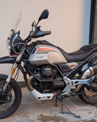 Moto Guzzi V85 TT Travel