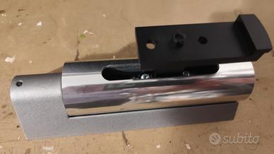 Bang & Olufsen Wallstand