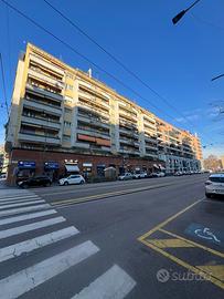 2 locali + servizi e ampio terrazzo