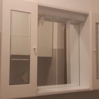 Specchio da bagno con 2 antine e luci