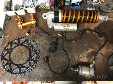 Ricambi ktm 525 exc 2004