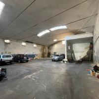 Centro città locale indipendente di 419 mq