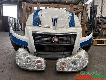 Fiat Sedici musata anteriore bianca