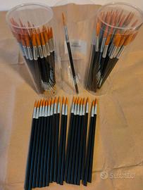 Matite con Pennello