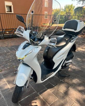 Honda SH 125i ABS -2023- km 24000