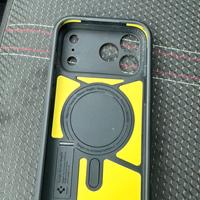 Cover Spigen con  supporto Iphone 17 pro max