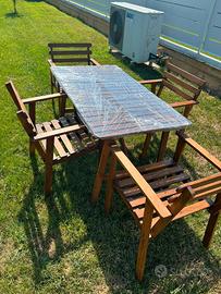 Set da Giardino in Legno: Tavolo + 4 Poltroncine
