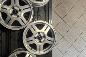 Cerchi Ford R15 4x108