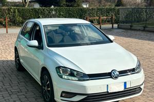 Golf 7 .5 1.6 TDI 90 cv neopatentati