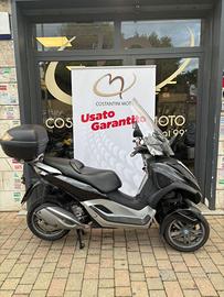 Piaggio MP3 300