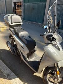Scooter SH 150 Sport