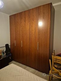 Camera da letto completa come nuova