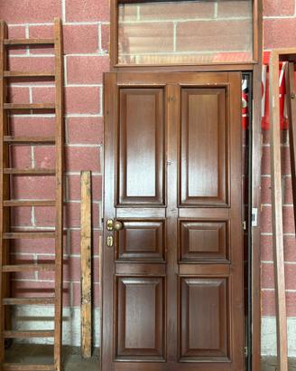 PORTA D'INGRESSO IN LEGNO