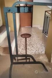 Tappatrice marca ideal per tappi