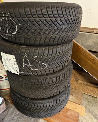 Gomme  neve BMW
