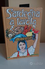 Libro/Ricettario Vintage Trilingue R.Balzano Olbia