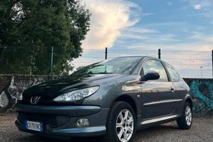 Peugeot 206 1.4 75cv ok neopatentati