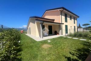 CASA SEMINDIPENDENTE A AMEGLIA