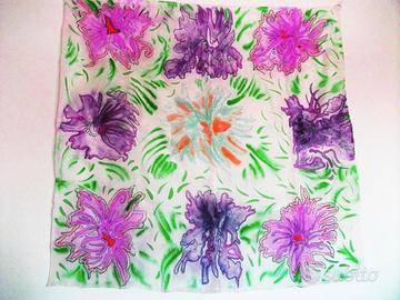 foulard di seta dipinto a mano